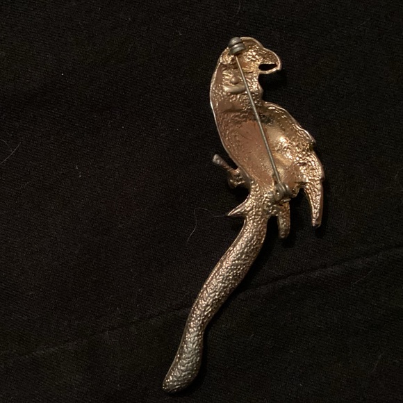 Enamel parrot brooch - Picture 4 of 4